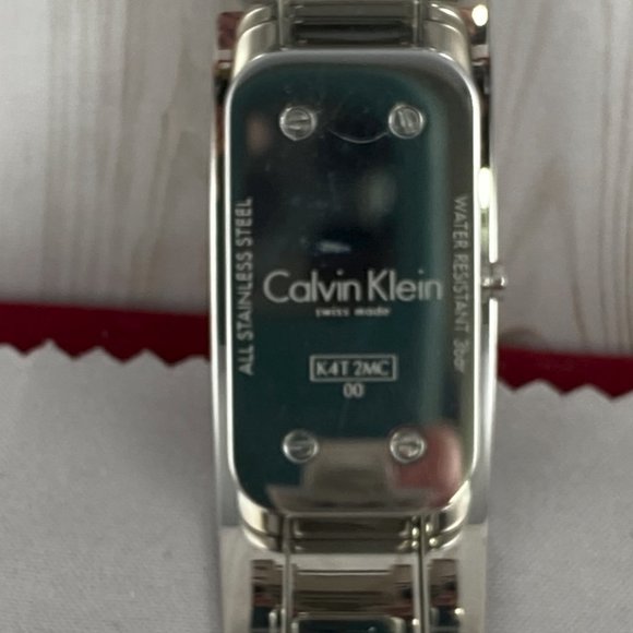 Calvin Klein Fabulous Swiss Workmanship Sculptured Bangle Bracelet Swiss Watch - Picture 7 of 11